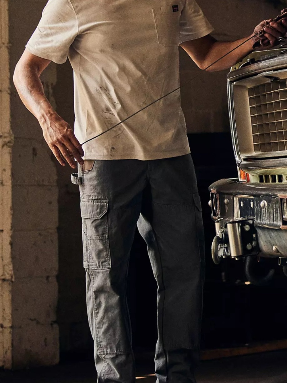 Wrangler Men's Charcoal Cargo Pants - Utility Style